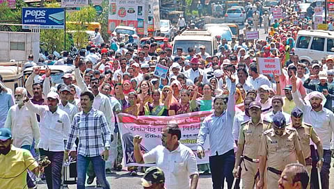 कोल्हापूर : ‘शक्तिपीठ’ला इंचही जमीन देणार नाही; महामार्गाच्या विरोधात शेतकर्यांचा विराट मोर्चा