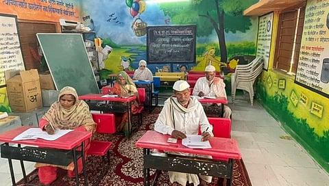 Chhatrapati Sambhajinagar News: साक्षरतेचे धडे गिरविणाऱ्या निरक्षरांची ८८० केंद्रांवर परीक्षा
