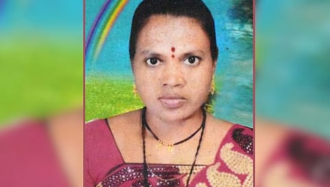 नगर : शिळवंडी येथे पत्नीचा धारदार कुऱ्हाडीसह कोयत्याचे घाव घालून निर्घृण खून