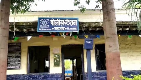 Nanded News : वाळू माफियाच्या दोन गटात तुफान गोळीबार; २५ जणांवर गुन्हा दाखल, ४ जणांना अटक