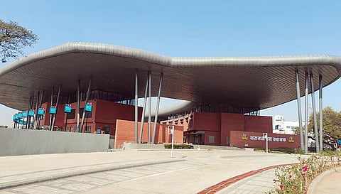 बारामती : नव्या स्थानकातून बससेवा : तब्बल 22 फलाटांवरून सुटतात एसटी बसेस