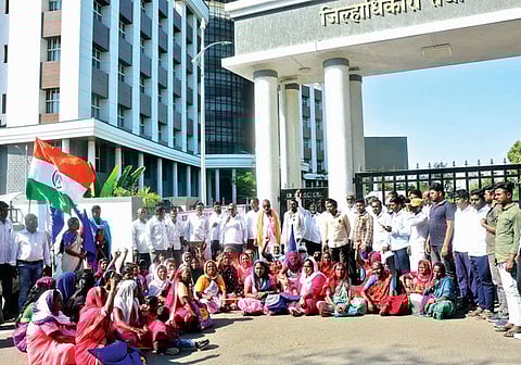 बेरोजगार युवकांचा संघर्ष मोर्चा : बेरोजगार युवा संघर्ष समितीतर्फे निवेदन