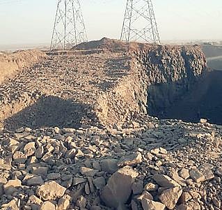 स्टोन क्रशर मालकाकडून शेतकर्याला दमदाटी !