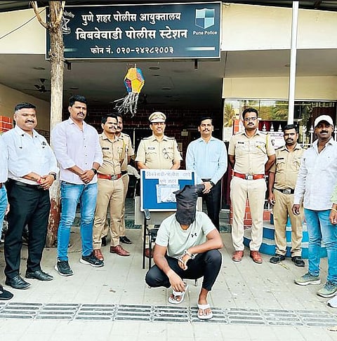 Pune Crime News : फरार शिंदे टोळी म्होरक्याला पिस्तुलासह बेड्या..