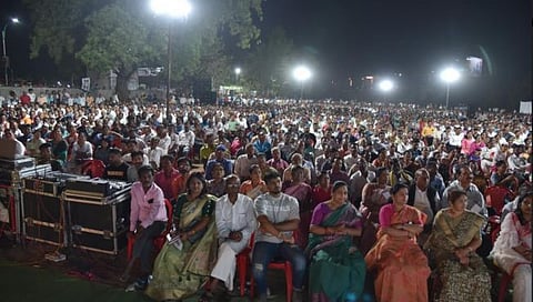 चंद्रपूर : हजारों नागरिकांच्या उपस्थितीने गाजली “निर्भय बनो” सभा