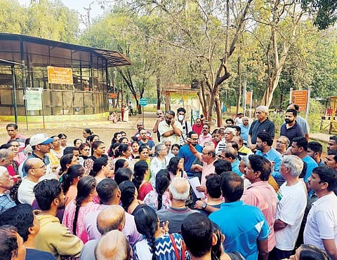 मोनो रेल प्रकल्पाला विरोध; कोथरूड येथे स्वाक्षरी मोहीम