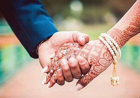 मुलीचा हट्ट फळाला; सहा वर्षांनंतर विभक्त पती-पत्नी पुन्हा एकत्र