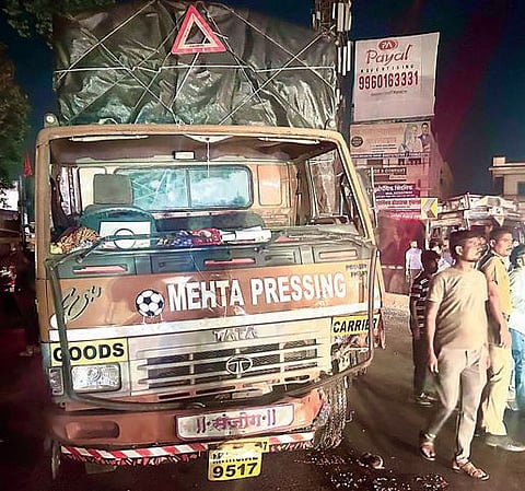 दुर्दैवी ! टेम्पोच्या धडकेत बालिका ठार; बाप-लेक जखमी