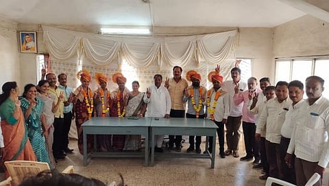 Dhule News : साक्री नगरपंचायत विषय समिती सभापती निवडप्रक्रिया बिनविरोध ; यांची लागली वर्णी