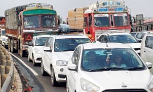 loksabha election | उदयनराजेंचे महामार्गावर ‘चक्का जाम स्वागत’