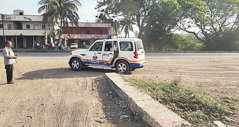 पत्रकार आल्याचे पाहताच ‘आरटीओ’ पथकाचे पलायन!