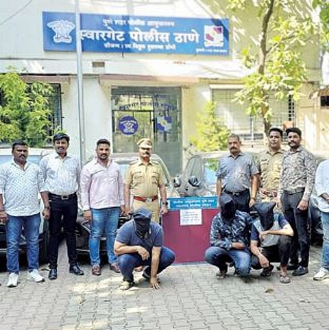 बनावट कागदपत्रांद्वारे गाड्यांची विक्री; टोळी जेरबंद : स्वारगेट पोलिसांची कारवाई