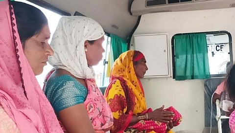 Nashik | कळवण तालुक्यातील गर्भवतीची जिल्हा रुग्णालयात जात असताना रुग्णवाहिकेतच प्रसूती