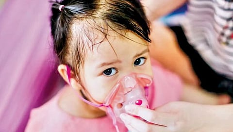 न्यूमोनियाची लक्षणे, तपासण्या, उपचार अन् करावयाचा बचाव