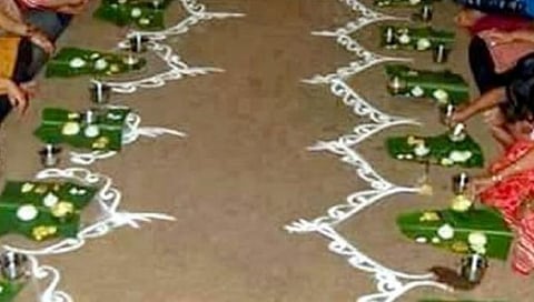 संतापजनक! नाशिकमध्ये अजूनही माणसामाणसांत भेदभाव, त्र्यंबकेश्वर गावजेवणात जातीनुसार पंगती