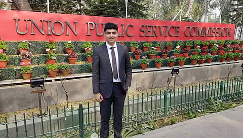 UPSC Result 2023 | सटाणा तालुक्यातील शेतकरी पुत्राला युपीएससीत मोठं यश, देशात ५२३ व्या क्रमांकाने उत्तीर्ण