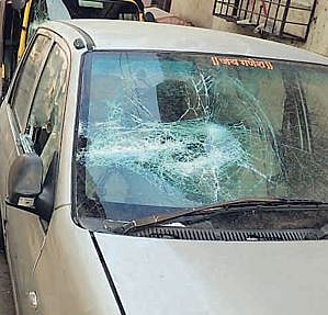 Crime News : एकमेकांकडे पाहणे आणि थुंकल्याच्या रागातून बिबवेवाडीत गोळीबार