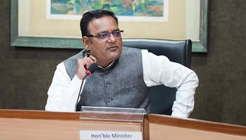 राज कुमार आनंद यांनी आज (दि.१० एप्रिल) आम आदमी पार्टीच्या ( आप) प्राथमिक सदस्यत्वासह मंत्री पदाचा राजीनामा दिला.