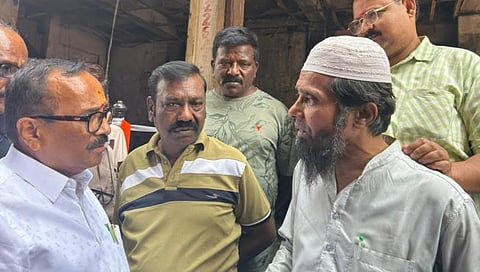 छत्रपती संभाजीनगर : छावणी परिसरातील दुर्घटनेतील मृत व्यक्तींना राज्यसरकार कडून मदत मिळवून देणार : मंत्री अतुल सावे