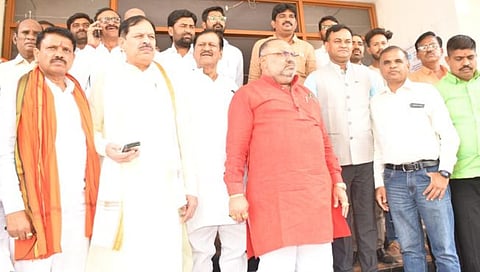 रामदास पाटील सुमठाणकर यांची उमेदवारी मागे