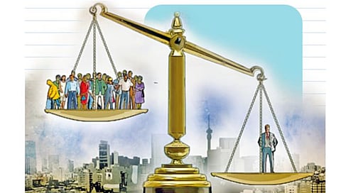 अर्थकारण : एक टक्का विरुद्ध इतर