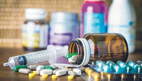 बनावट औषधांना लगाम कधी?