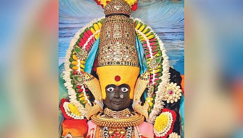 कोल्हापूर : अंबाबाईचा चेहरा, किरीटचे तातडीने संवर्धन आवश्यक