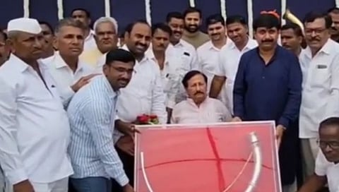 शरद पवार, सुशीलकुमार शिंदे मोहिते-पाटलांच्या घरी; तुतारी हातात घेण्याचा मुहुर्त अखेर ठरला