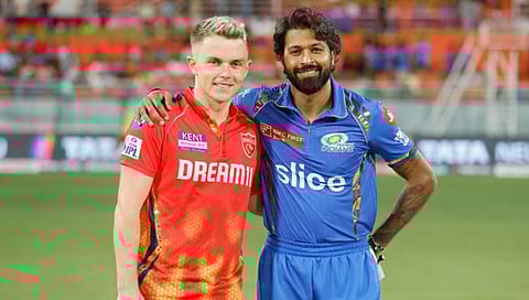 PBKS vs MI : टॉस जिंकत पंजाबचा गोलंदाजीचा निर्णय