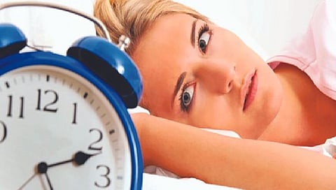 झोप न येण्याची कारणे व ‘हे’ आहेत उपाय