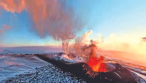 ‘या’ ज्वालामुखीतून रोज बाहेर पडते पाच लाखांचे सोने