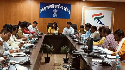 Washim News : पोहरादेवी यात्रेच्या पूर्वतयारीचा जिल्हाधिकाऱ्यांकडून आढावा