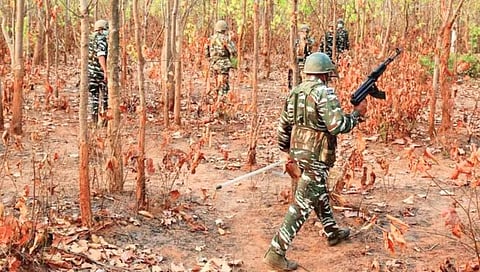 Chhattisgarh encounter | छत्तीसगडच्या नारायणपूरमध्ये सुरक्षा दलांची मोठी कारवाई, चकमकीत ७ नक्षलवादी ठार