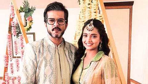 नवरी मिळे हिटलरला