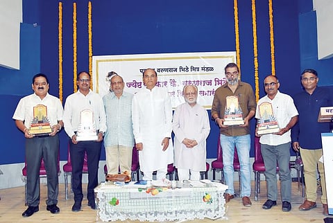 व्यवस्थेविरुद्धच्या संघर्षातून पत्रकारांनी पळ काढू नये : ज्येष्ठ पत्रकार अनंत बागाईतकर