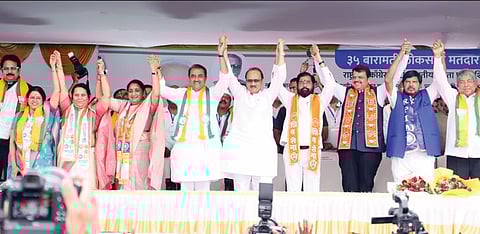 पुण्यात महायुतीचे शक्तिप्रदर्शन; बारामतीसाठी सुनेत्रा पवार यांची उमेदवारी दाखल
