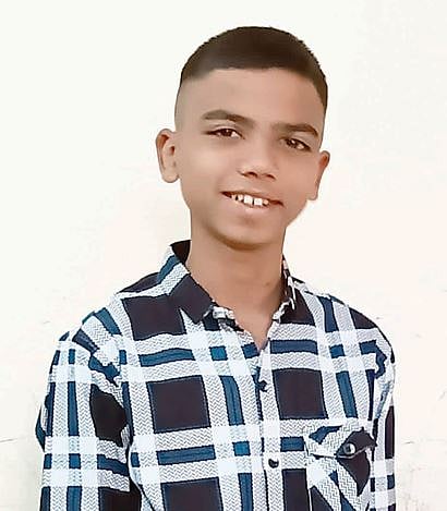 दु्र्दैवी : जलतरण तलावात बुडून शाळकरी मुलाचा मृत्यू