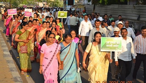 Dhule News | स्वीप उपक्रमातंर्गत आयोजित ‘वोट कर धुळेकर’ महारॅलीला उत्स्फूर्त प्रतिसाद