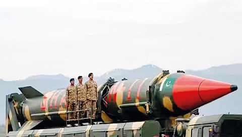 पाकला क्षेपणास्त्र निर्मितीसाठी मदत करणार्या चार कंपन्यांवर बंदी