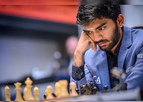 कॅनडामधील टोरंटो येथे झालेल्या कॅन्डिडेट्स चेस टुर्नामेंट जिंकत भारताचा १७ वर्षीय ग्रँडमास्टर डी. गुकेश याने इतिहास घडवला आहे.