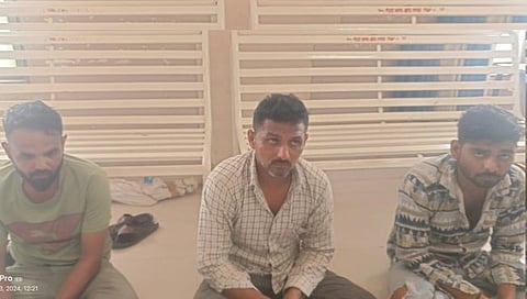 Nashik Crime News | लुटारुंना नागरिकांनीच पाठलाग करुन पकडलं, पोलिसांच्या केलं स्वाधीन