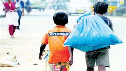 नागपूर : जिल्हयातील १८० शाळाबाह्य मुलांना शाळेत प्रवेश