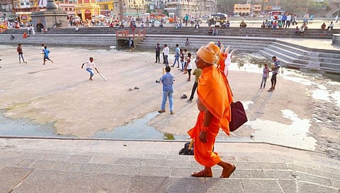 Nashik Ramkund | रामकुंडातील काँक्रिटीकरणाबाबत नीरीच्या शास्त्रज्ञांचा सल्ला घेणार