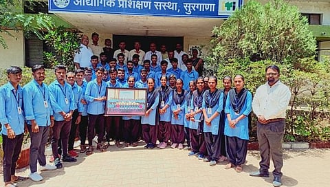 नाशिक : सुरगाणा येथे औद्योगिक प्रशिक्षण संस्थेत ओजीटी प्रमाणपत्राचे वितरण