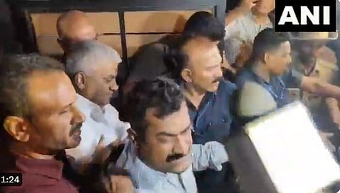 ब्रेकिंग : अपहरण प्रकरणी माजी पंतप्रधान देवेगौडा यांचे पुत्र एचडी रेवन्ना यांना अटक