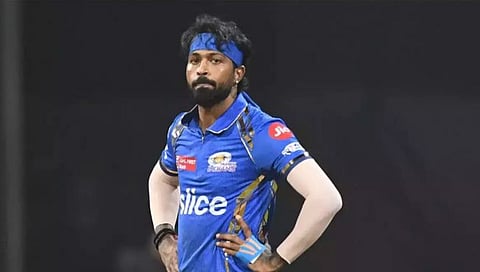 Mumbai Indians : मुंबई इंडियन्सला बीसीसीआयचा दणका; ठोठावला 24 लाखांचा दंड