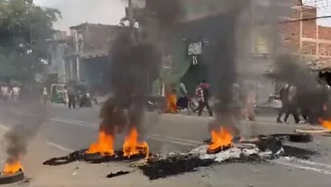 Bihar News : शाळेच्या आवारात विद्यार्थी मृतावस्थेत, संतप्त कुटुंबीयाने शाळा पेटवली