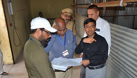 मुख्य निवडणूक निरीक्षकांनी घेतला धुळे लोकसभा मतदारसंघ निवडणूकीचा आढावा