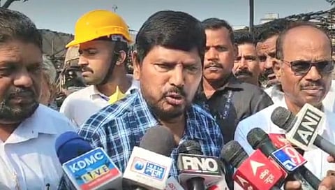 एमआयडीसी कंपन्यांची वेळोवेळी तपासणी आवश्यक : केंद्रीय मंत्री रामदास आठवले