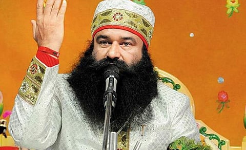 हत्या प्रकरणी डेरा सच्चा सौदा प्रमुख गुरमीत राम रहीम याच्यासह चौघांची निर्दोष मुक्तता